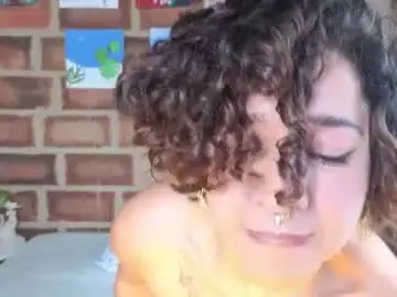 Chaturbate Live Porn of isabellapaz90