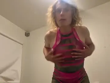 Chaturbate Live Porn of queenbitchholly