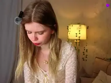 Chaturbate Watch Live Sex Cams of avelyra