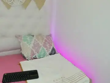 Chaturbate Nude Webcam of crystal_watson0