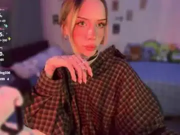 Chaturbate Live Sex Cam of dellacampbell