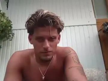 Chaturbate Adult Webcams of roberto_twink1