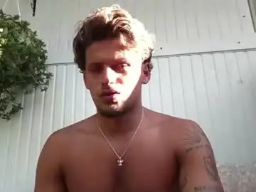 Chaturbate Nude Webcam of roberto_twink1