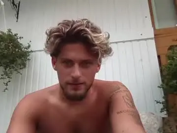 Chaturbate Free Live Porn of roberto_twink1