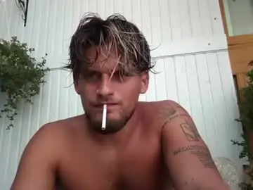 Chaturbate Free Porn Cam of roberto_twink1