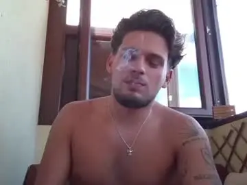 Chaturbate Free Live Porn of roberto_twink1