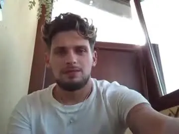 Chaturbate Best live sex cam show of roberto_twink1