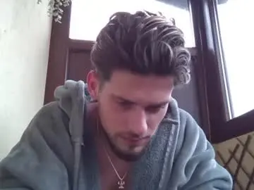 Chaturbate Best live sex cam show of roberto_twink1