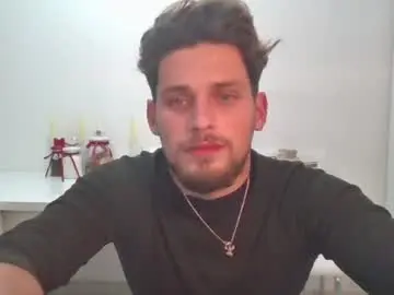 Chaturbate Live Sex of roberto_twink1