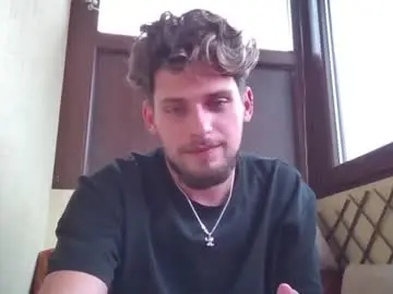 Chaturbate Live Sex of roberto_twink1