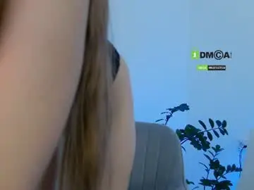 Chaturbate Live Sex Cam of sweetkira1