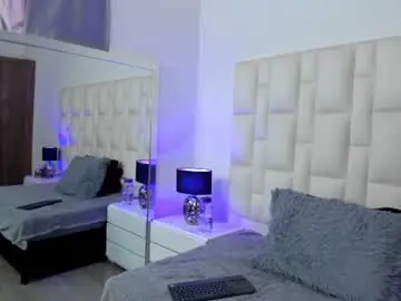 Chaturbate Best live sex cam show of ariana_rouse_