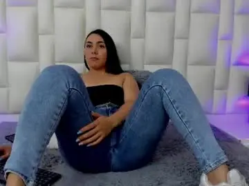 Chaturbate Watch Live Sex Cams of ariana_rouse_