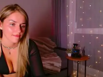 Chaturbate Nude Webcam of kittymona_