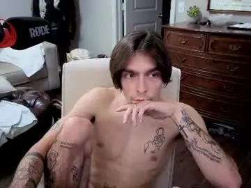 Chaturbate Free Porn Cam of str8whiteboy21