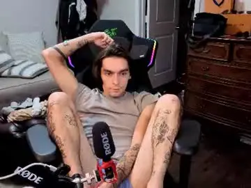 Chaturbate Live Porn of str8whiteboy21