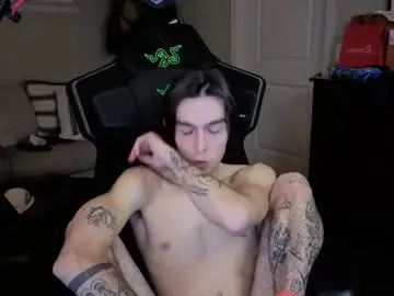 Chaturbate Nude Webcam of str8whiteboy21