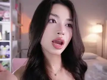 Chaturbate Free Live Porn of yourlittlesunrise_