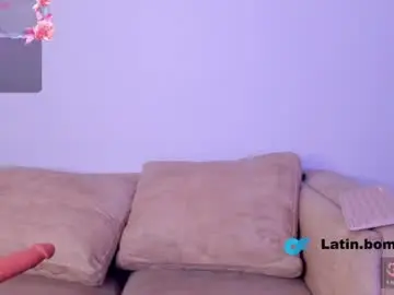 Chaturbate Free Porn Cam of cute_molly18