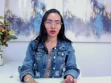 Chaturbate Adult Video Chat of lucyy_liiu