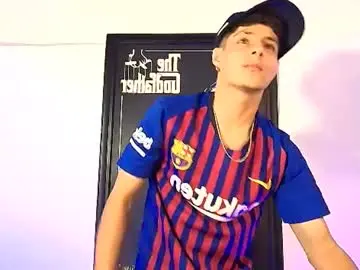 Chaturbate Watch Live Sex Cams of elias_salvatore_