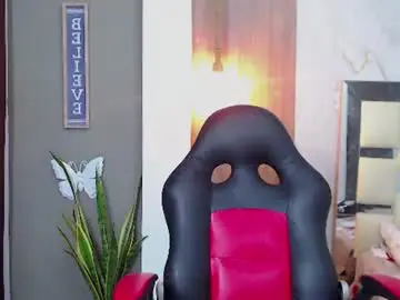 Chaturbate Best Webcam of moon_and_fire_