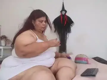 Chaturbate Sex Cam of charlotte_curvy_