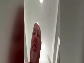 Chaturbate Watch Live Sex Cams of icanmakeyousquirt69
