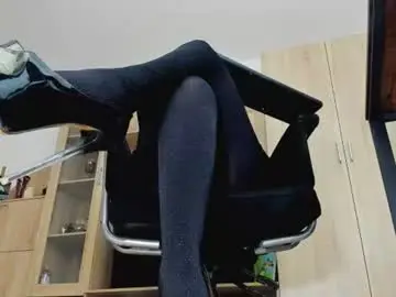 Chaturbate Free Live Porn of mistressmichelle5