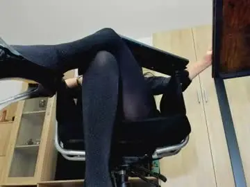 Chaturbate Free Live Porn of mistressmichelle5