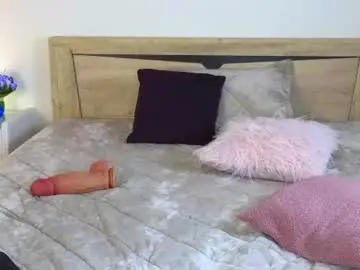 Chaturbate Live Sex Cam of eva_ra