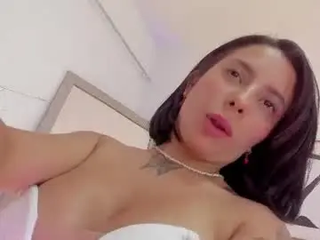 Chaturbate Adult Webcam of kylie_benavieth