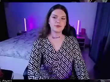 Chaturbate Watch Live Sex Cams of micheledoll