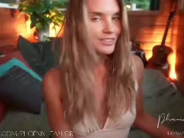 Chaturbate Free Live Porn of phoenix_taylor