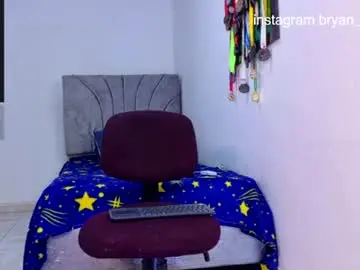 Chaturbate Free Live Porn of bryan_robayo5