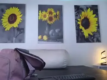 Chaturbate Live Sex Cam of kata_lhella