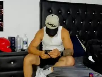 Chaturbate Sex Cam of mikeblaree