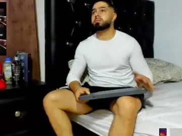 Chaturbate Best live sex cam show of mikeblaree