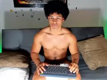 Chaturbate Nude Webcam of nathan_sexy247
