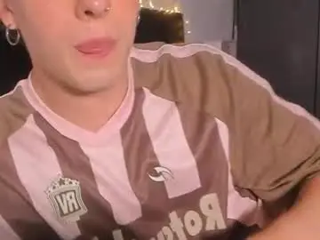 Chaturbate Private Sex Chat of robfavorite1