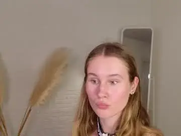 Chaturbate Watch Live Sex Cams of sia_sky