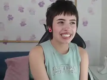 Chaturbate Live Sex Cam of zowii_