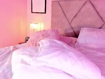 Chaturbate Live Sex of emiilyh_