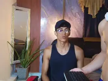 Chaturbate Free Live Porn of kim_curly_