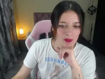 Chaturbate Best live sex cam show of lucia_evans21