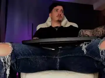 Chaturbate Live Sex Cam of matt_thestud