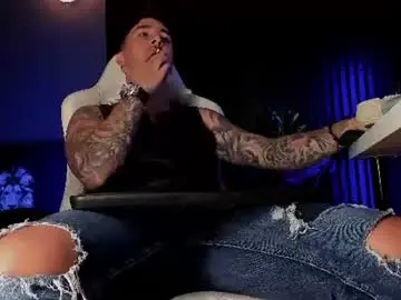Chaturbate Live Sex Cam of matt_thestud