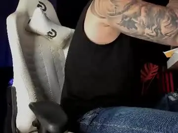 Chaturbate Live Sex Cam of matt_thestud