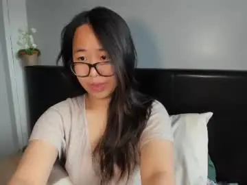 Chaturbate Live Porn of naughtynerdygirl
