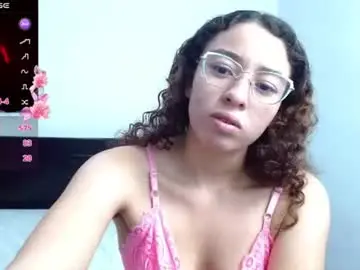 Chaturbate Live Sex Cam of samy_cute8